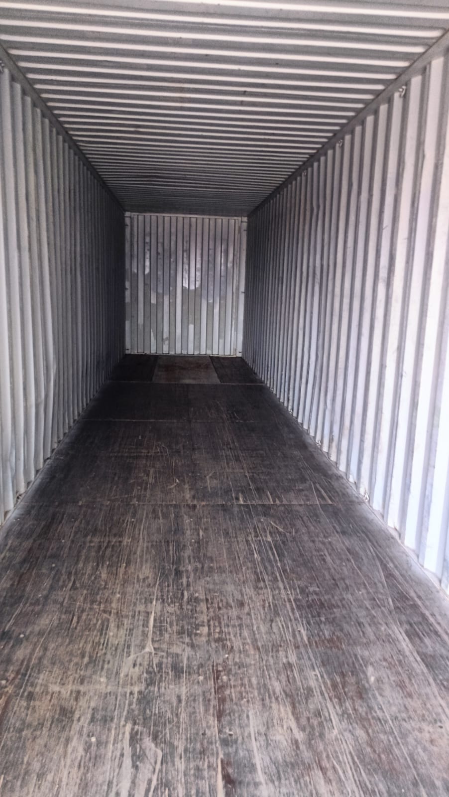 Empty container interior inspection